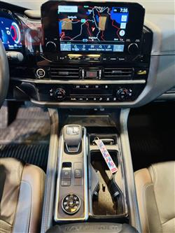 نیسان پاسفایندەر